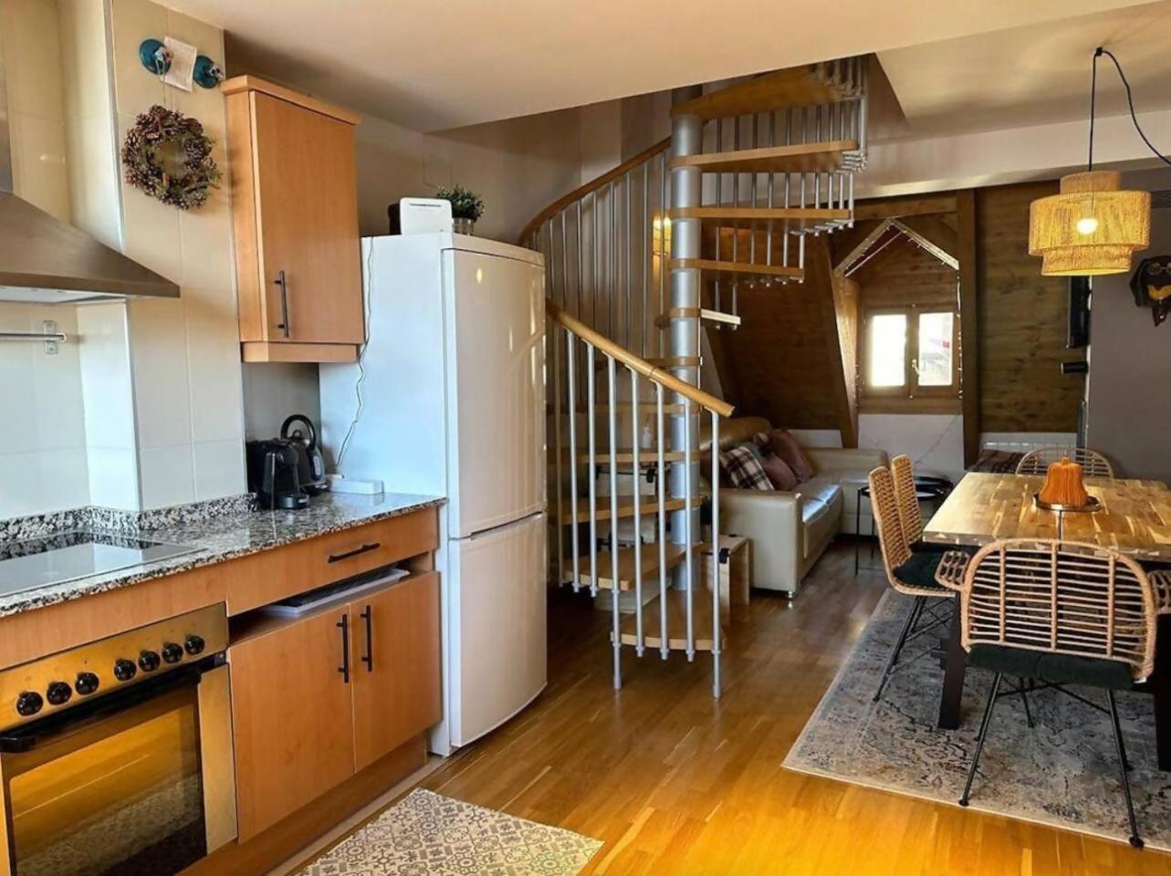 Apartmán Caleydos Duplex Diseno Garaje Wifi Sallent de Gállego Exteriér fotografie