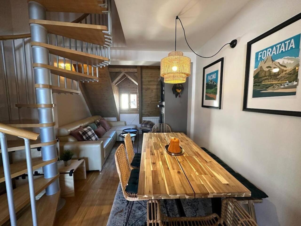 Apartmán Caleydos Duplex Diseno Garaje Wifi Sallent de Gállego Exteriér fotografie